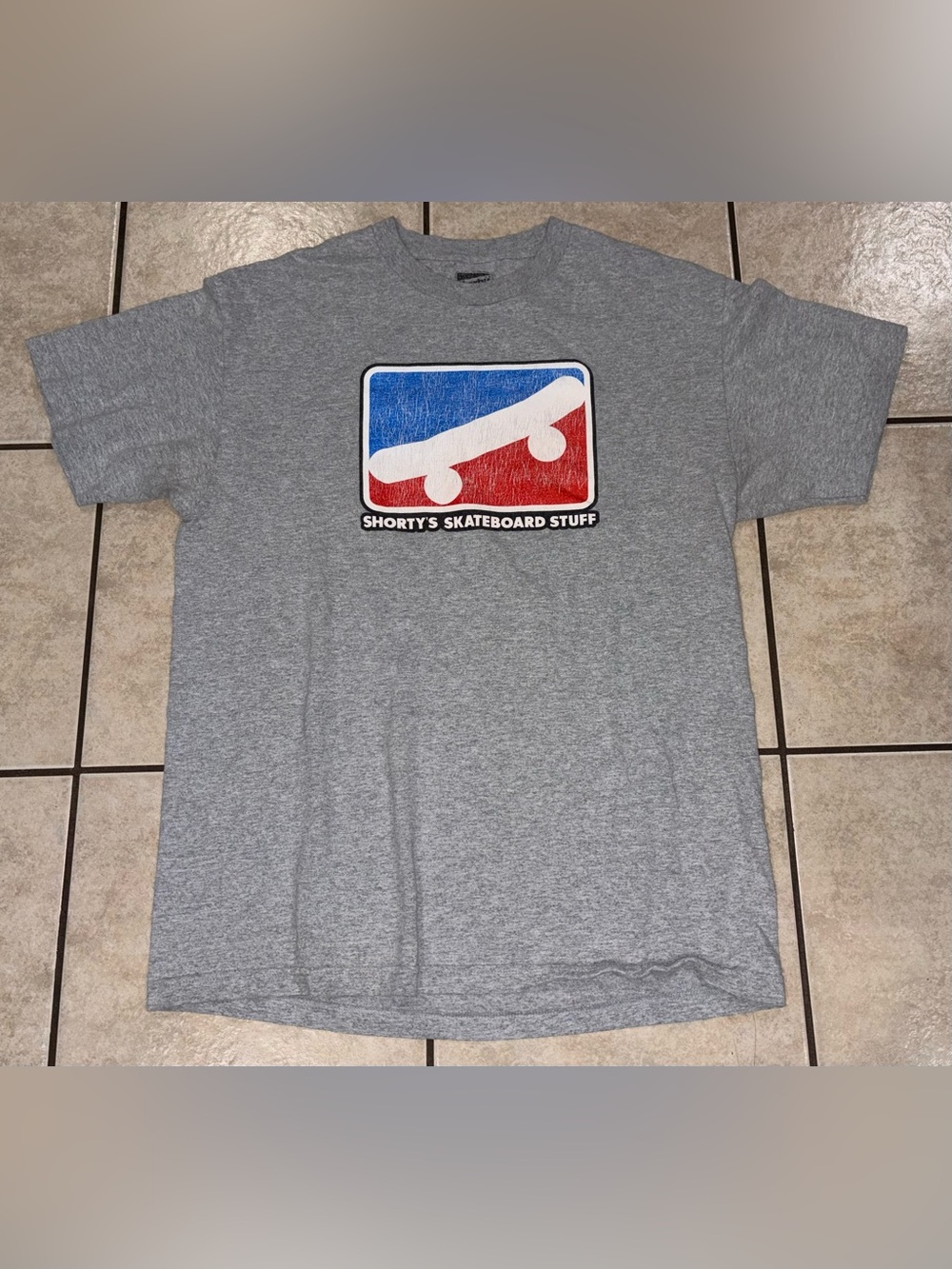 Shorty’s Skateboard stuff logo Gray Graphic Tee large